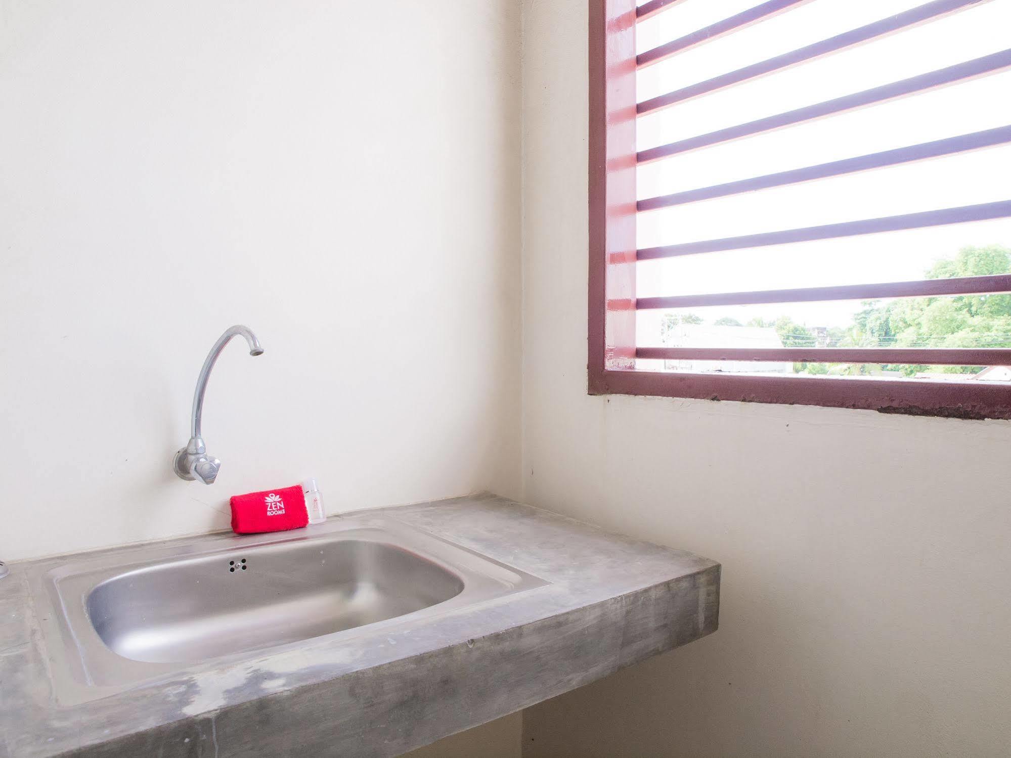 Zen Rooms Chaofa East Road Rawai Ngoại thất bức ảnh